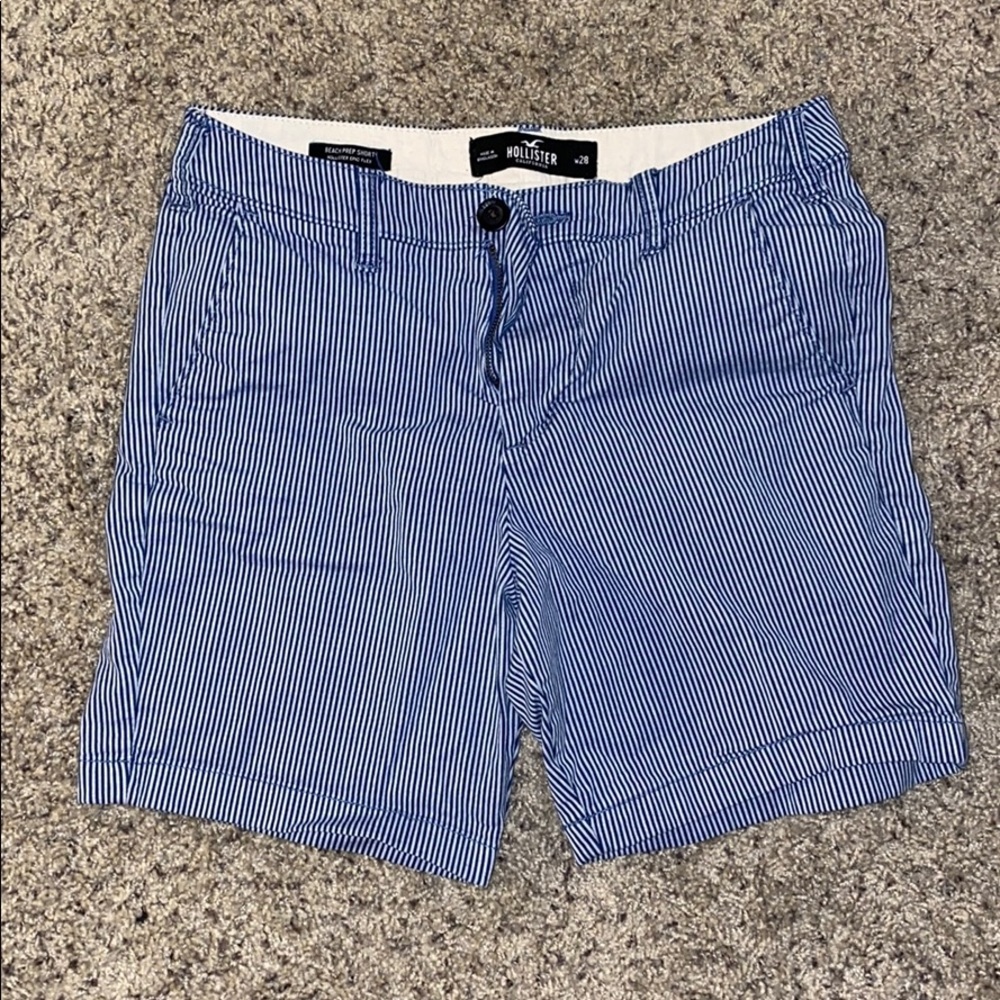 28 Waist | Hollister | Preppy Blue Striped Shorts